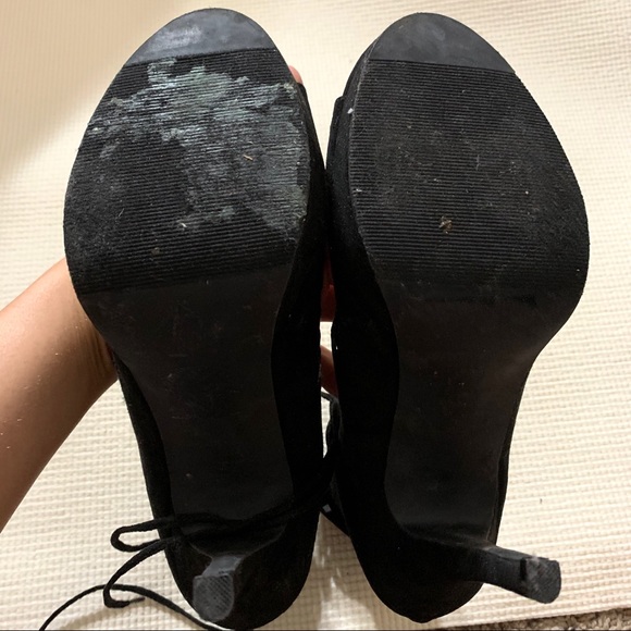 Black lace-up cutout stiletto heels - Picture 3 of 5